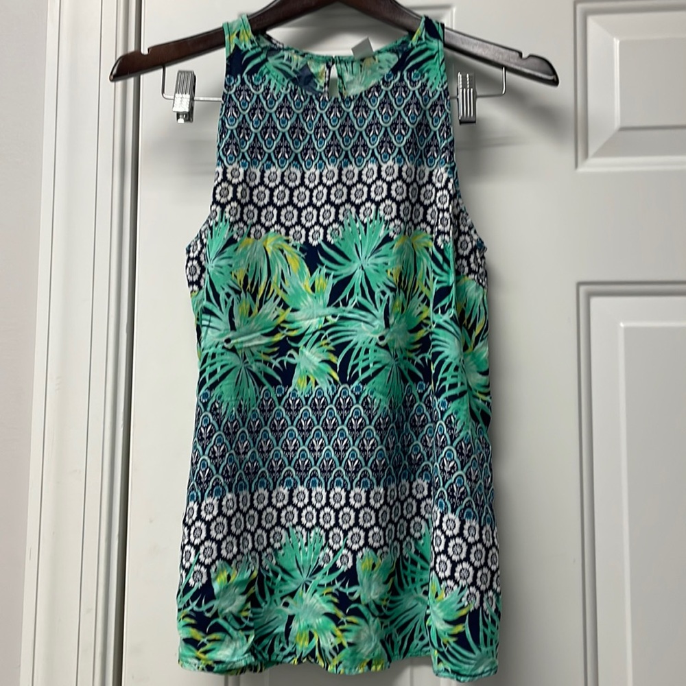 Old Navy sleeveless top, Size M